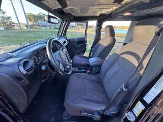 Jeep Wrangler - Thumbnail 18