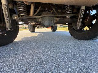 Jeep Wrangler - Thumbnail 5