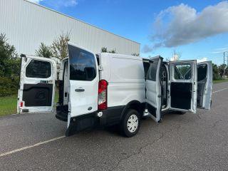 Ford Transit 250 Van - Thumbnail 16