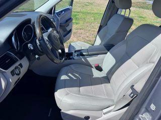 Mercedes-Benz M-Class - Thumbnail 18