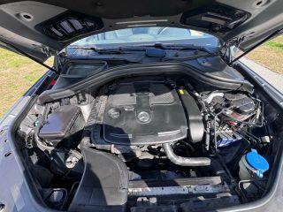 Mercedes-Benz M-Class - Thumbnail 3