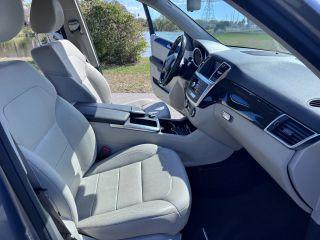 Mercedes-Benz M-Class - Thumbnail 17