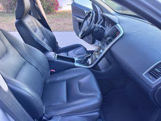 Volvo Xc60 - Thumbnail 18