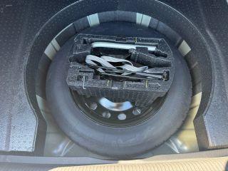 Volkswagen Passat - Thumbnail 2