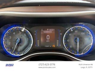 Chrysler Pacifica - Thumbnail 6