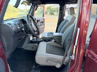 Jeep Wrangler - Thumbnail 18