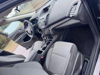 Ford Escape - Thumbnail 15