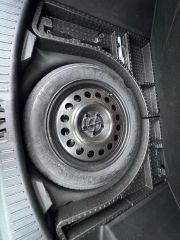 Ford Escape - Thumbnail 4