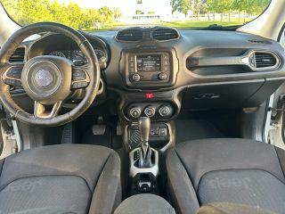 Jeep Renegade - Thumbnail 15