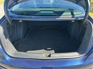 Volkswagen Jetta - Thumbnail 5