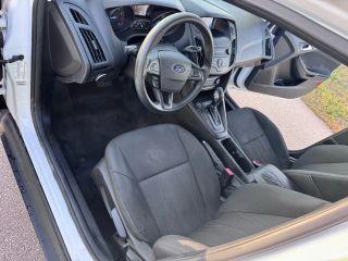 Ford Focus - Thumbnail 19