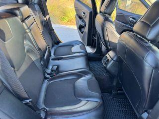 Jeep Cherokee - Thumbnail 20