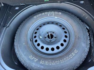 Jeep Cherokee - Thumbnail 2