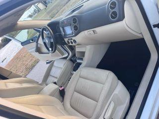 Volkswagen Tiguan - Thumbnail 16