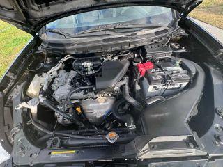 Nissan Rogue - Thumbnail 4