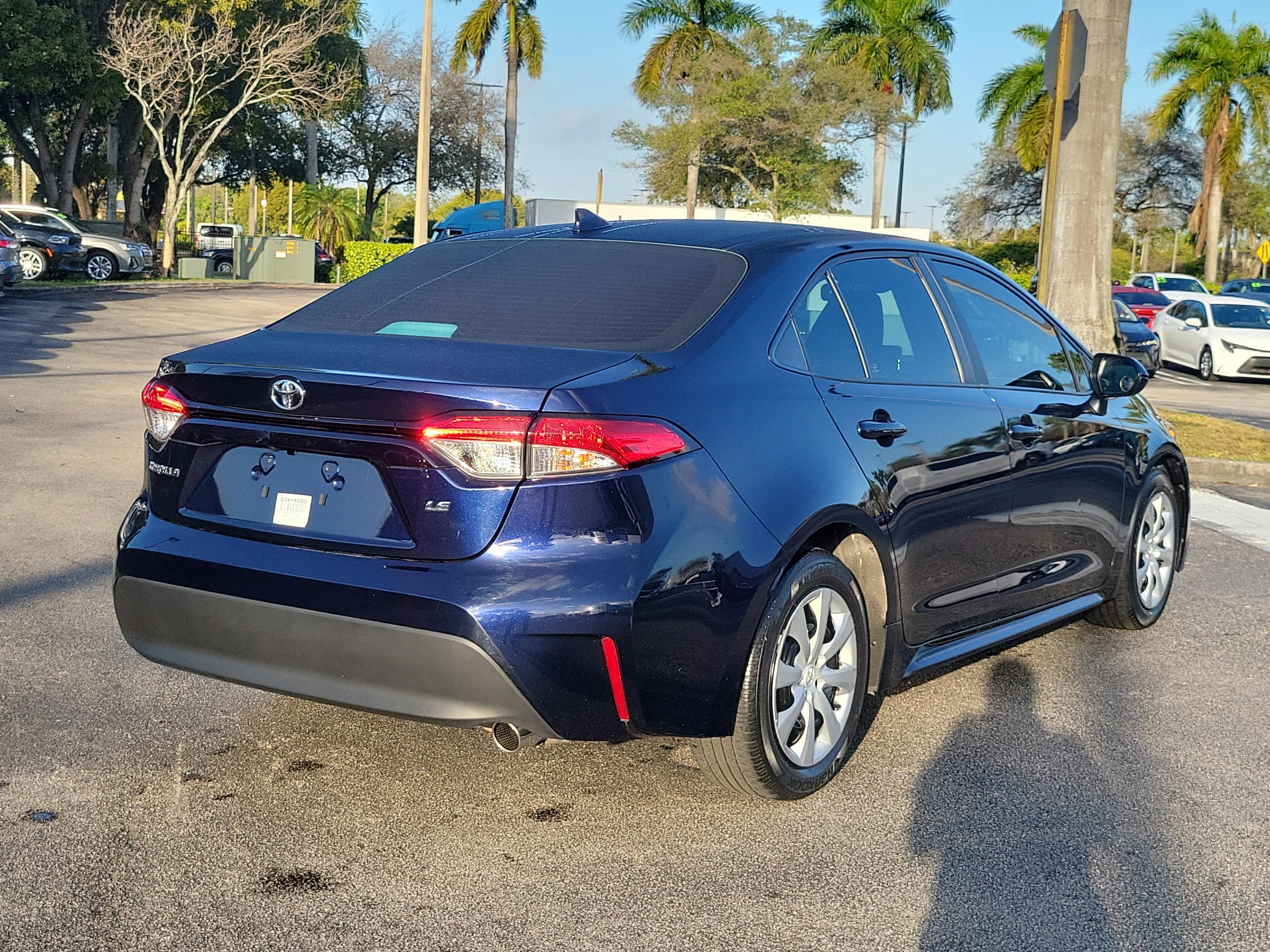 Toyota Corolla Le Fwd - Thumbnail 6