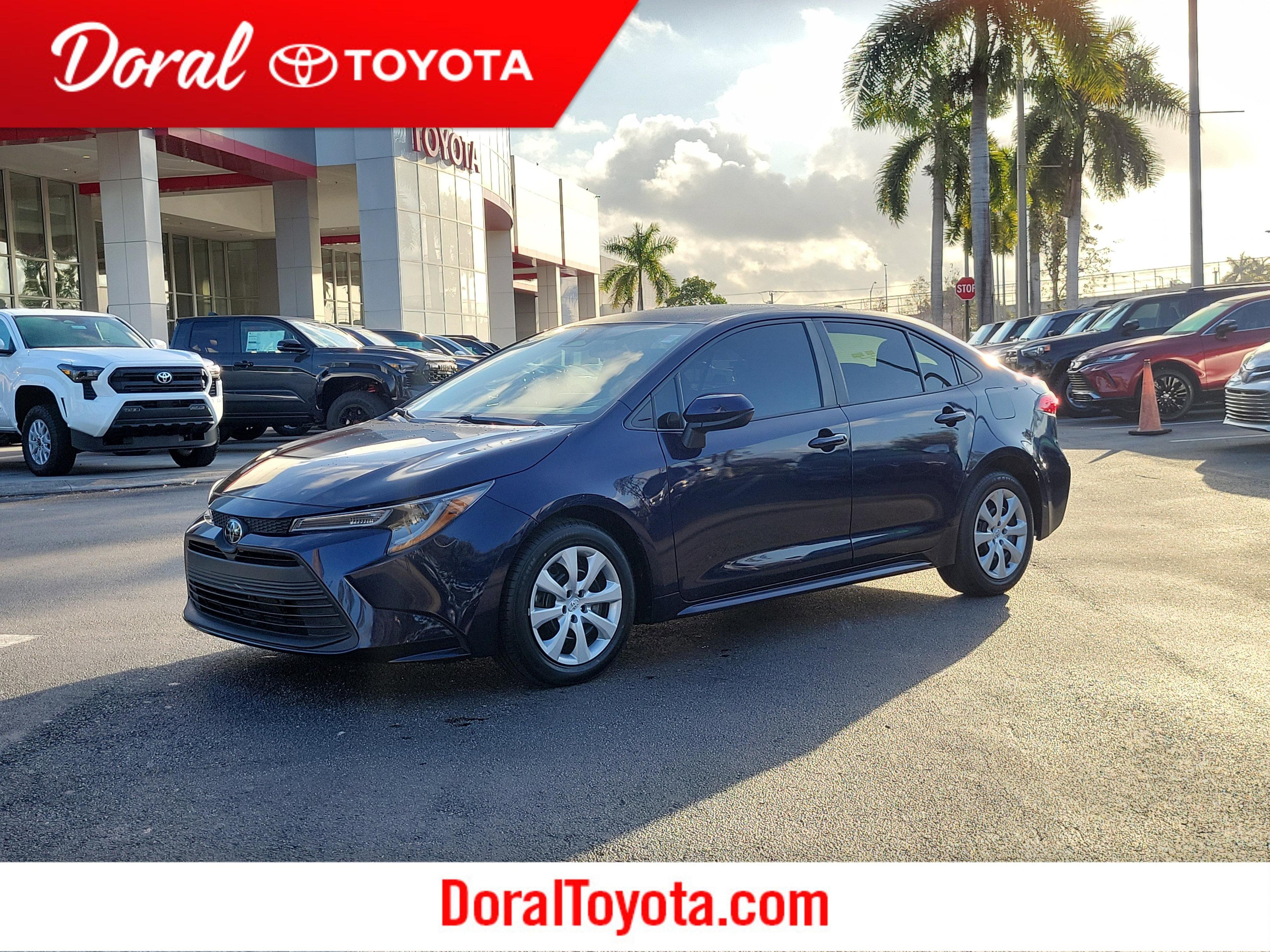 Toyota Corolla Le Fwd - Thumbnail 2