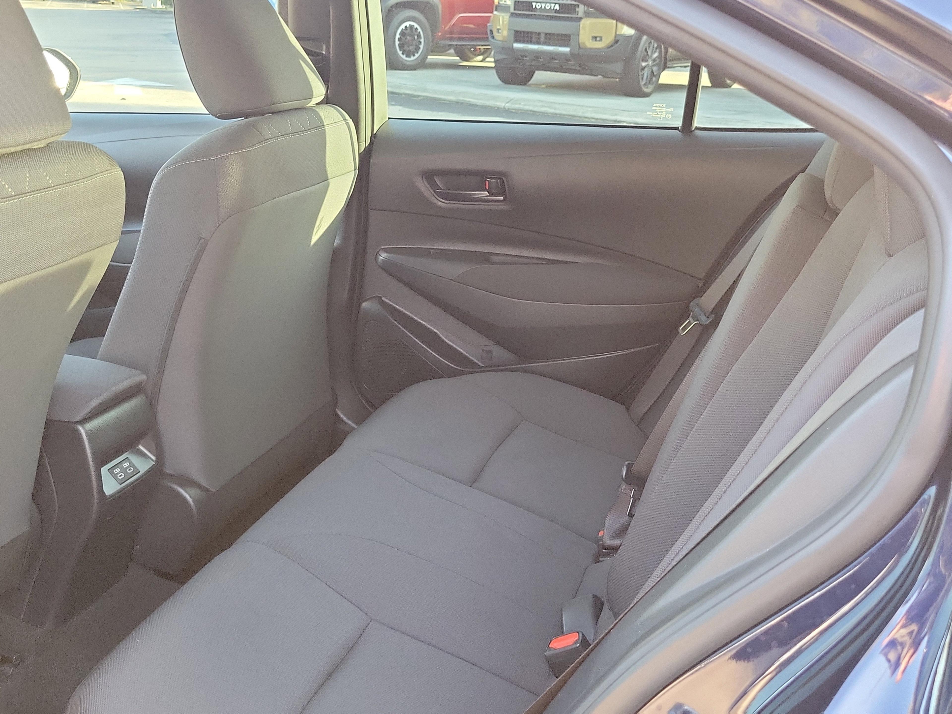 Toyota Corolla Le Fwd - Thumbnail 11