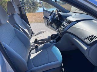 Hyundai Accent - Thumbnail 14