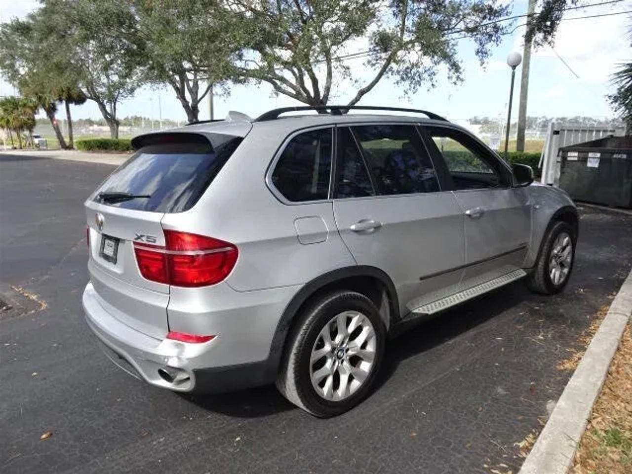Bmw X5Awd 4Dr Xdrive35I - Thumbnail 9