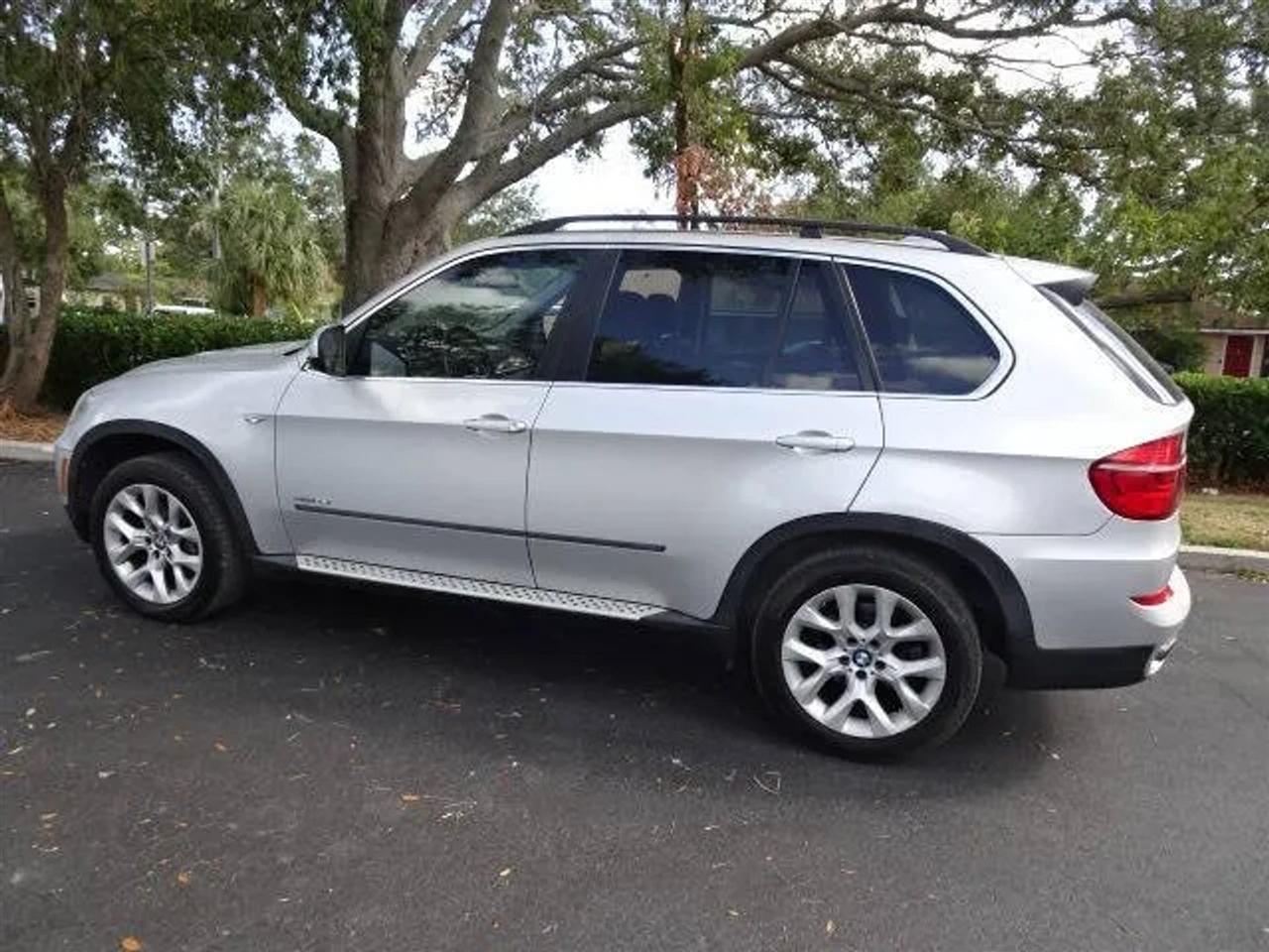 Bmw X5Awd 4Dr Xdrive35I - Thumbnail 13