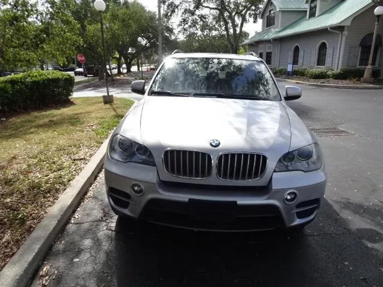 Bmw X5Awd 4Dr Xdrive35I - Thumbnail 5