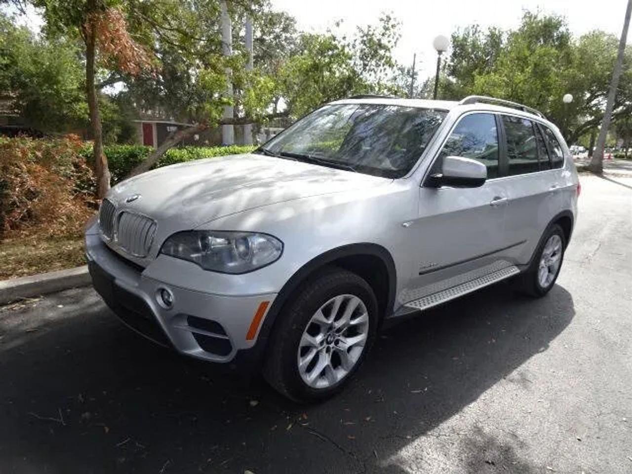 Bmw X5Awd 4Dr Xdrive35I - Thumbnail 2