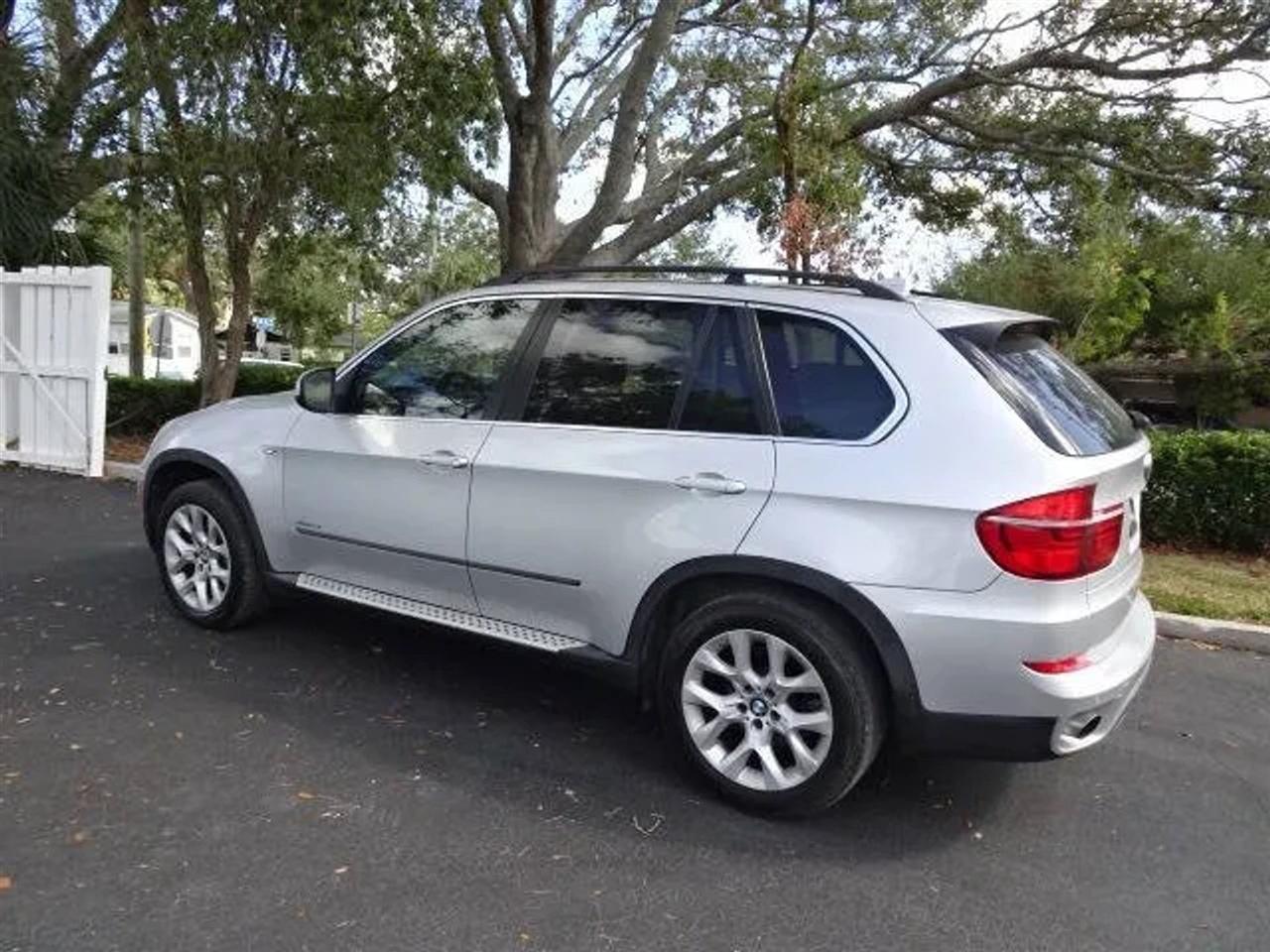 Bmw X5Awd 4Dr Xdrive35I - Thumbnail 12