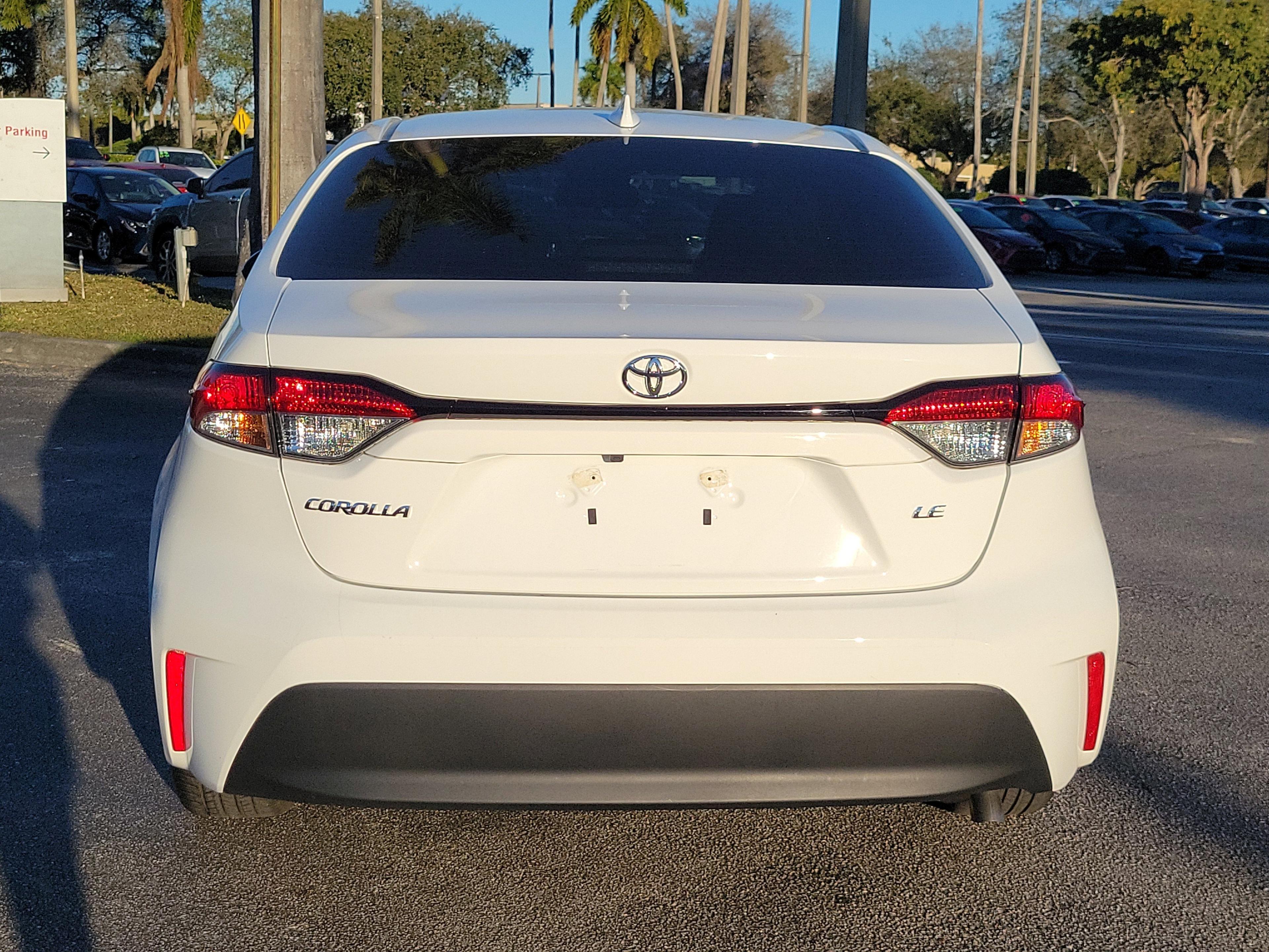 Toyota Corolla Le Fwd - Thumbnail 6