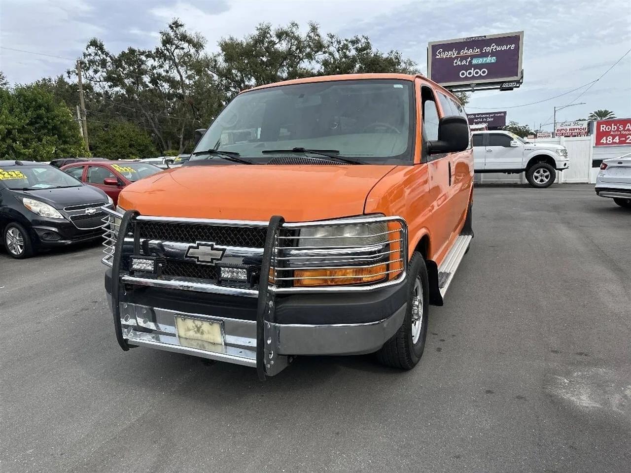 Chevrolet Express Passengerrwd 3500 135" Lt W/1Lt - Thumbnail 8