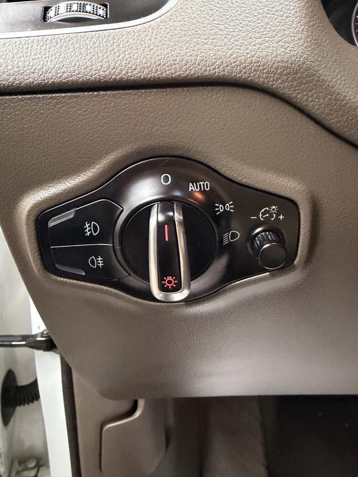 Audi Q53.0 Quattro Premium - Thumbnail 18