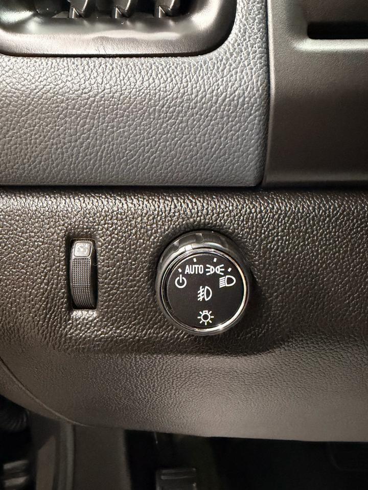 Chevrolet Coloradoz71 Crew Cab 2Wd Short Box - Thumbnail 18