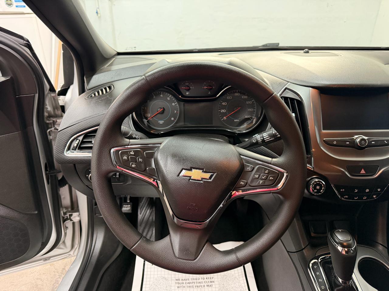 Chevrolet Cruzelt Auto Hatchback - Thumbnail 19