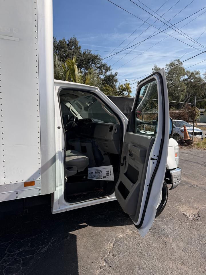 Ford Econolinee-350 Super Duty - Thumbnail 19
