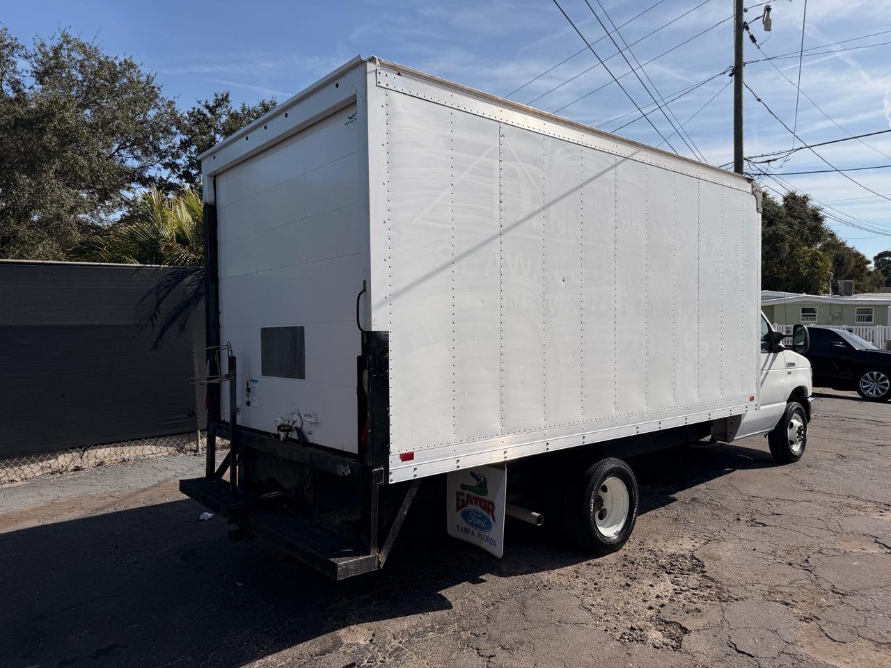 Ford Econolinee-350 Super Duty - Thumbnail 4