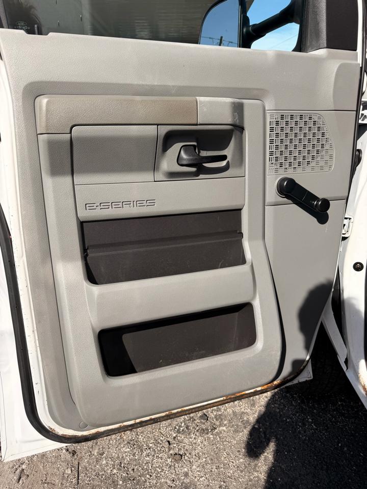 Ford Econolinee-350 Super Duty - Thumbnail 14