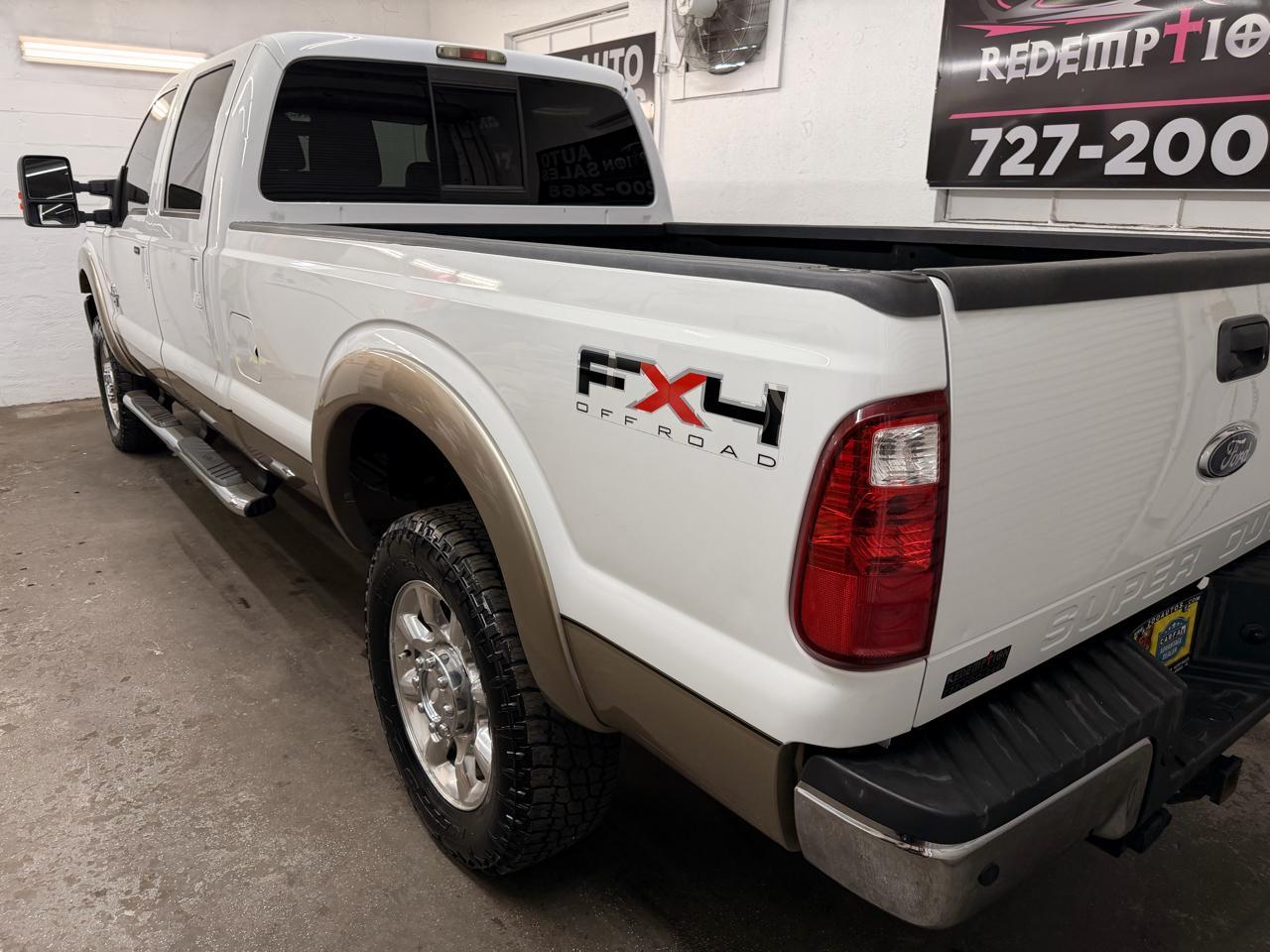 Ford F-350 Sdlariat Crew Cab 4Wd - Thumbnail 3