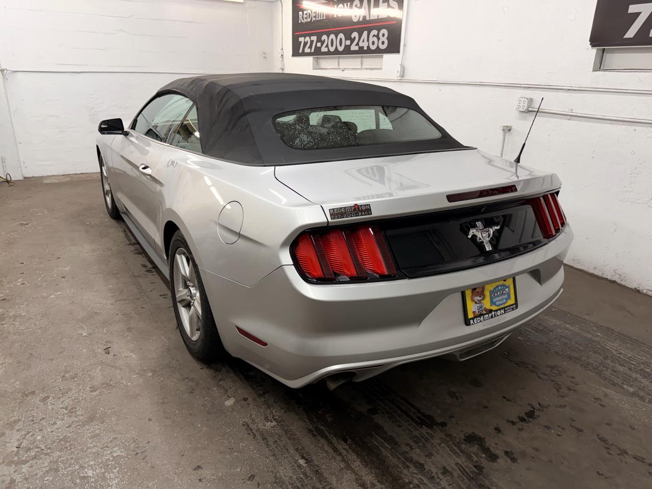 Ford Mustangv6 Convertible - Thumbnail 6