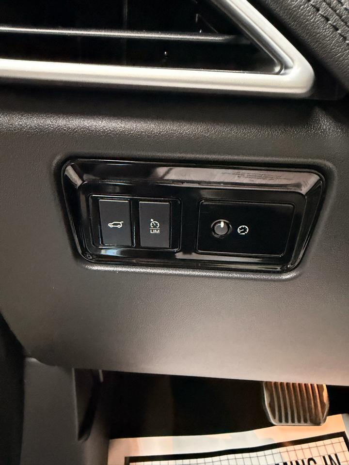 Jaguar F-Pace25T Prestige - Thumbnail 19