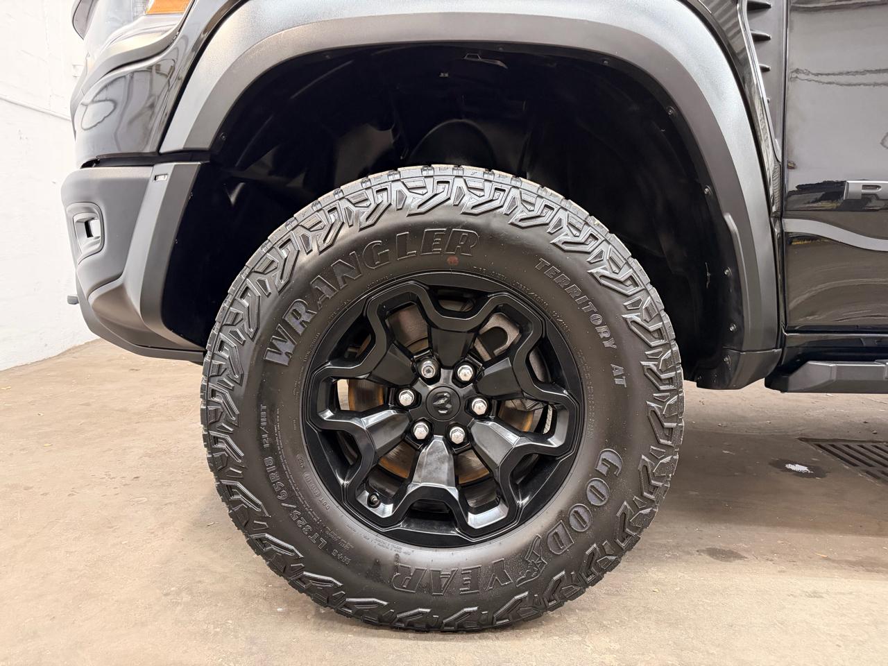 Ram 1500Trx Crew Cab Sb 4Wd - Thumbnail 9