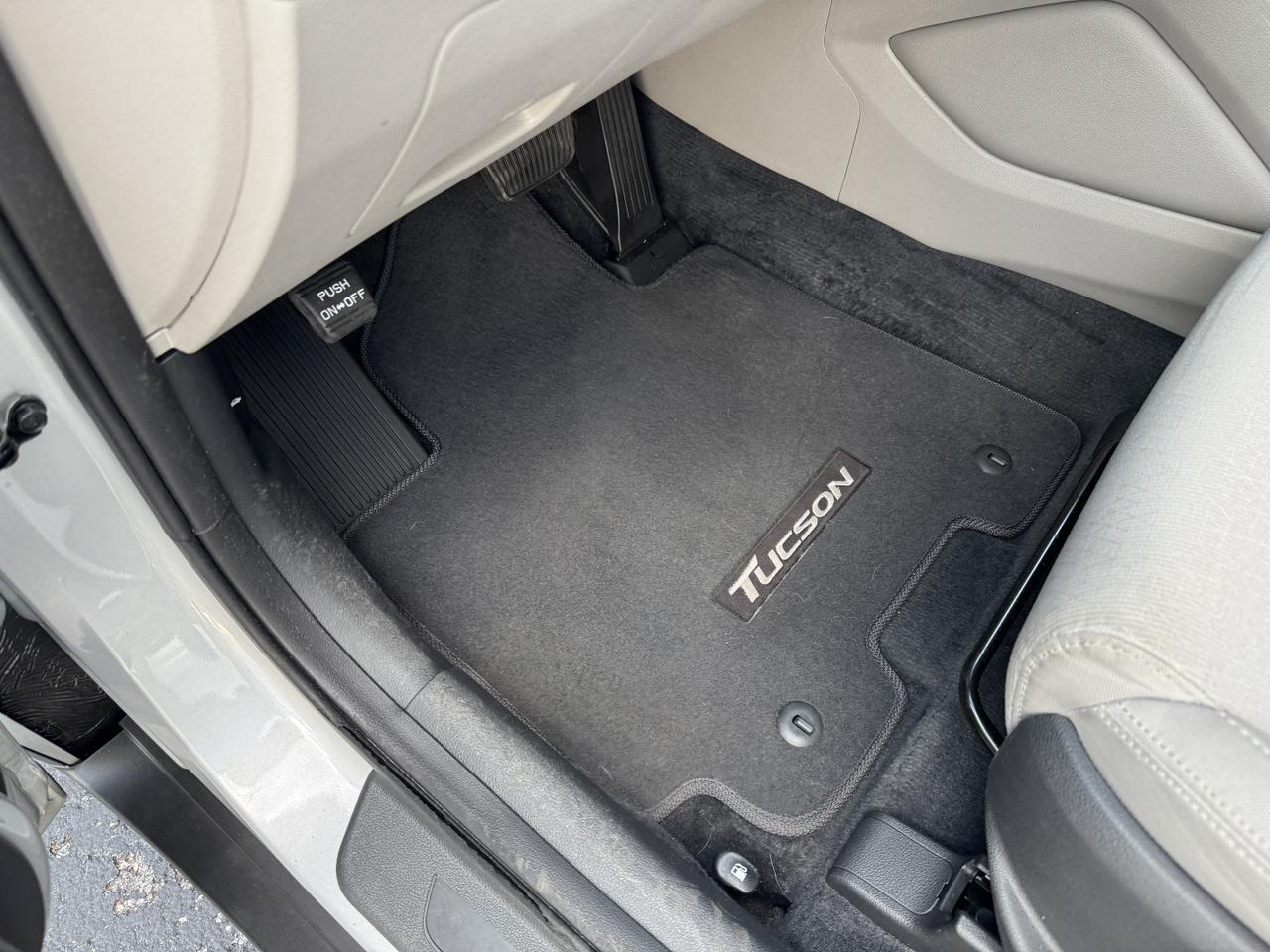 Hyundai Tucson - Thumbnail 15