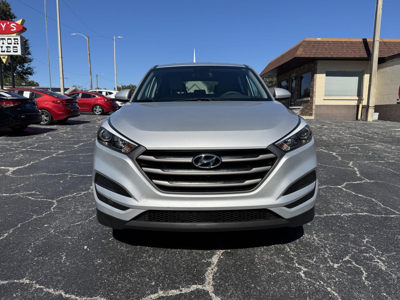 Hyundai Tucson - Thumbnail 2
