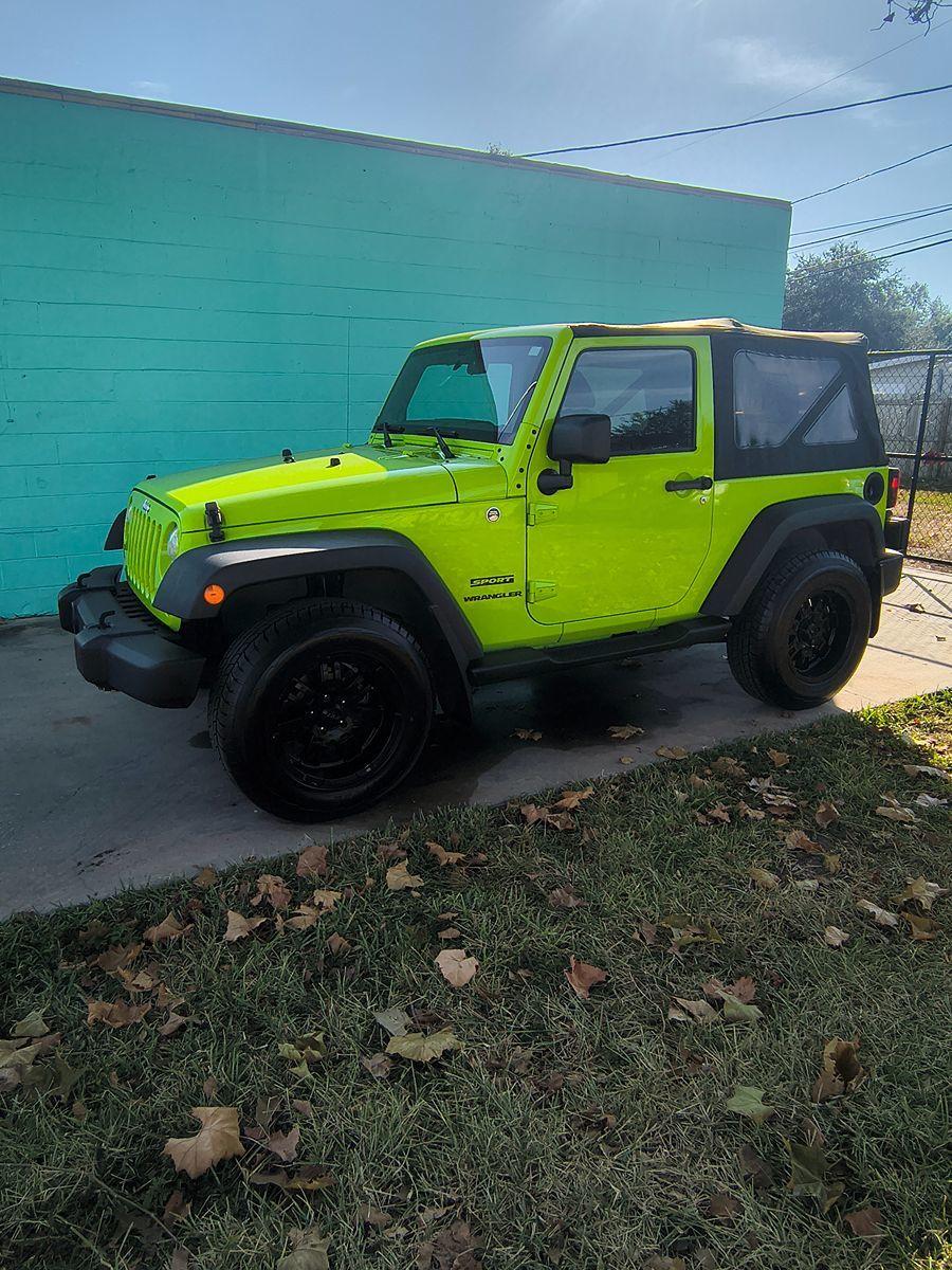 Jeep Wrangler Sport - Thumbnail 12