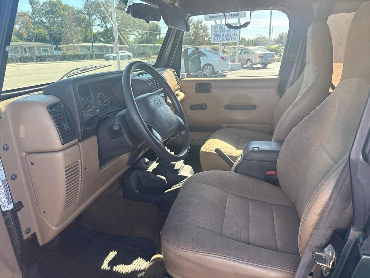 Jeep Wrangler Se - Thumbnail 8