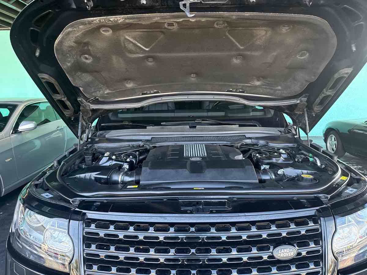 Land Rover Range Rover Supercharged - View 1