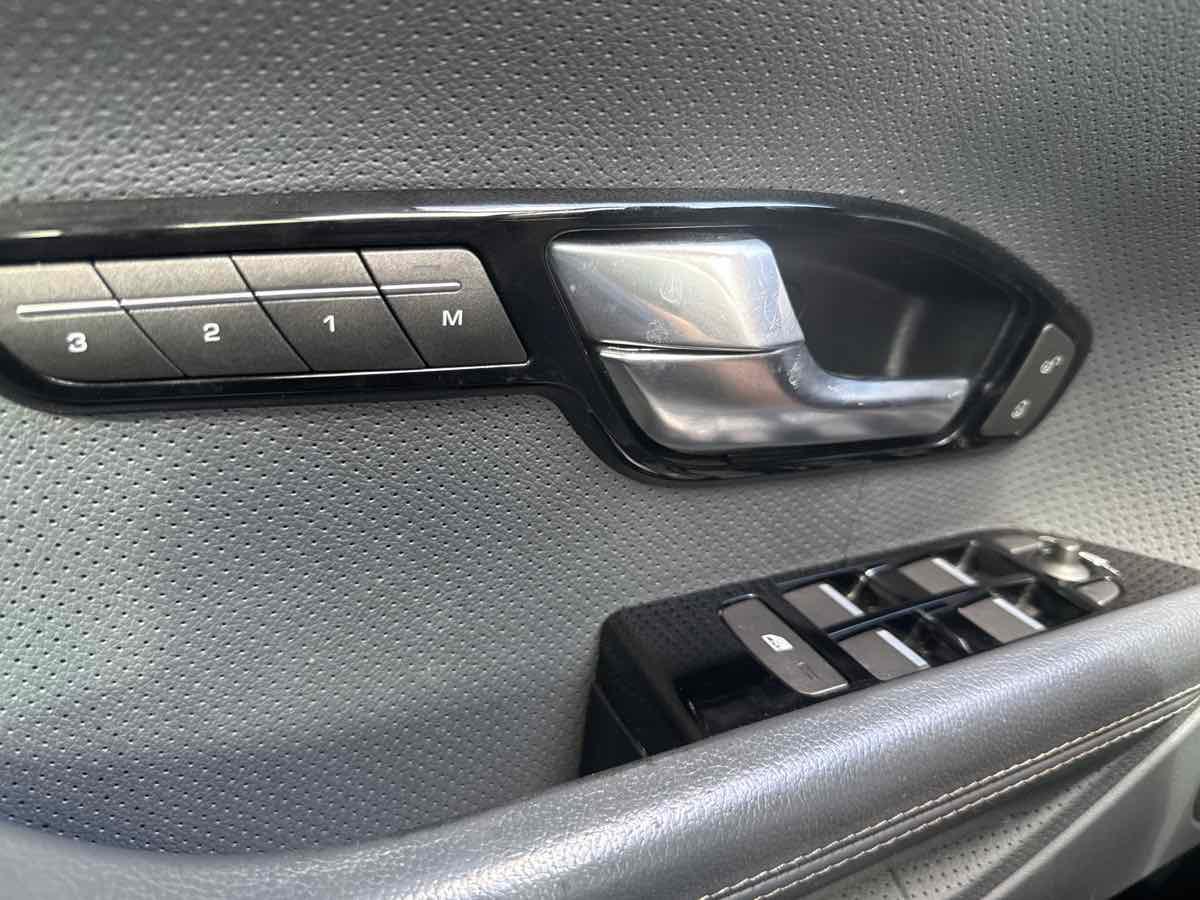 Land Rover Range Rover Evoque Dynamic Premium - Thumbnail 17