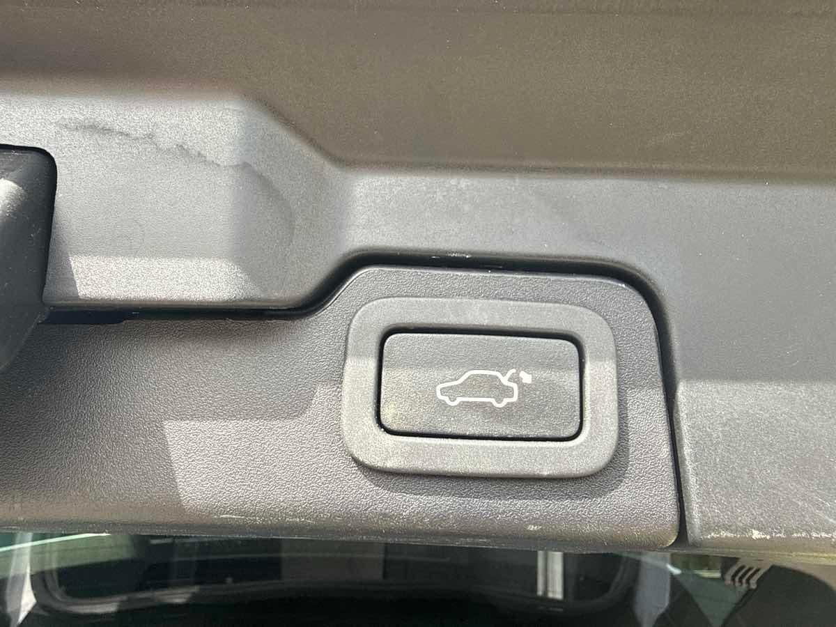 Land Rover Range Rover Evoque Dynamic Premium - Thumbnail 11