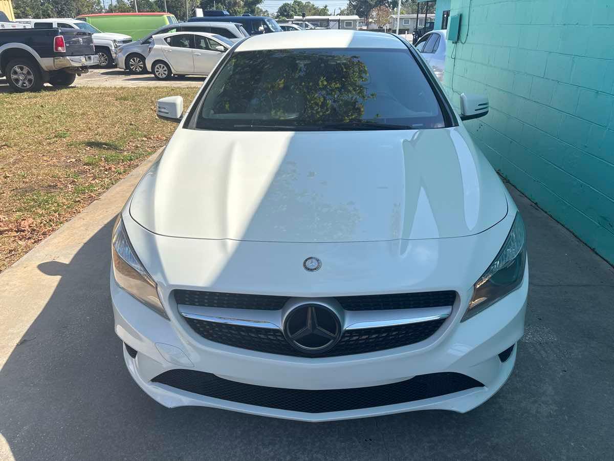 Mercedes-Benz Cla 250 Coupe - Thumbnail 3