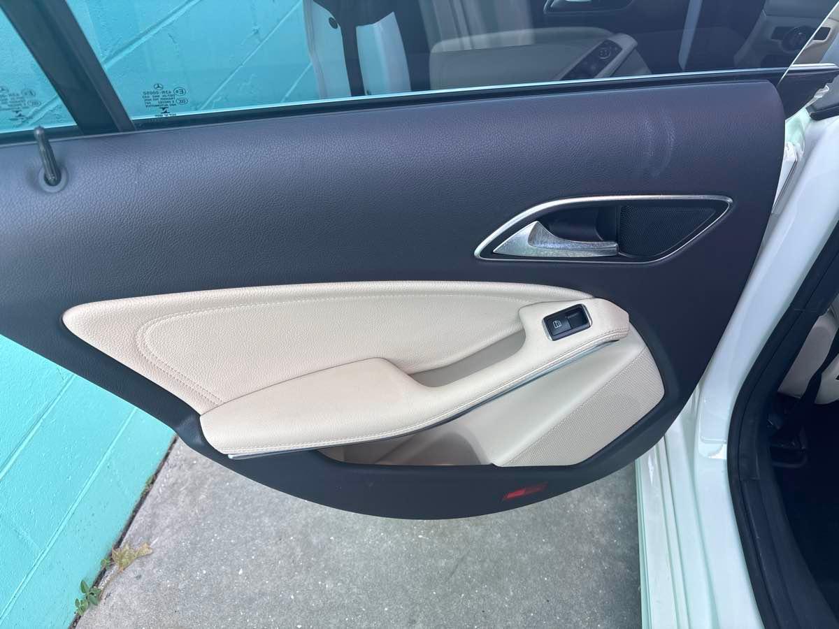 Mercedes-Benz Cla 250 Coupe - Thumbnail 16