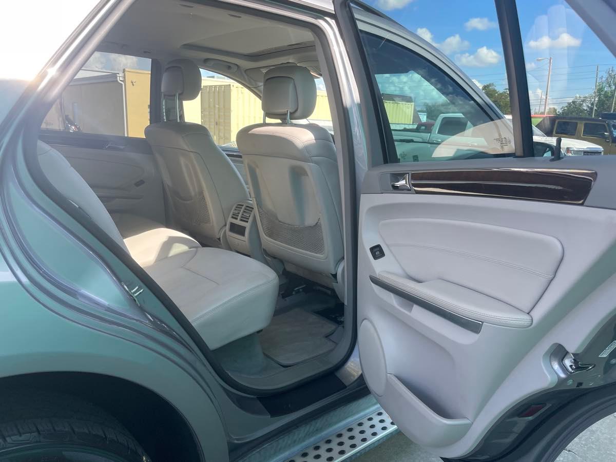 Mercedes-Benz Ml 350 Rwd Suv - Thumbnail 16